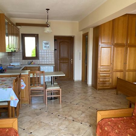 Demiris Hotel Sívota المظهر الخارجي الصورة