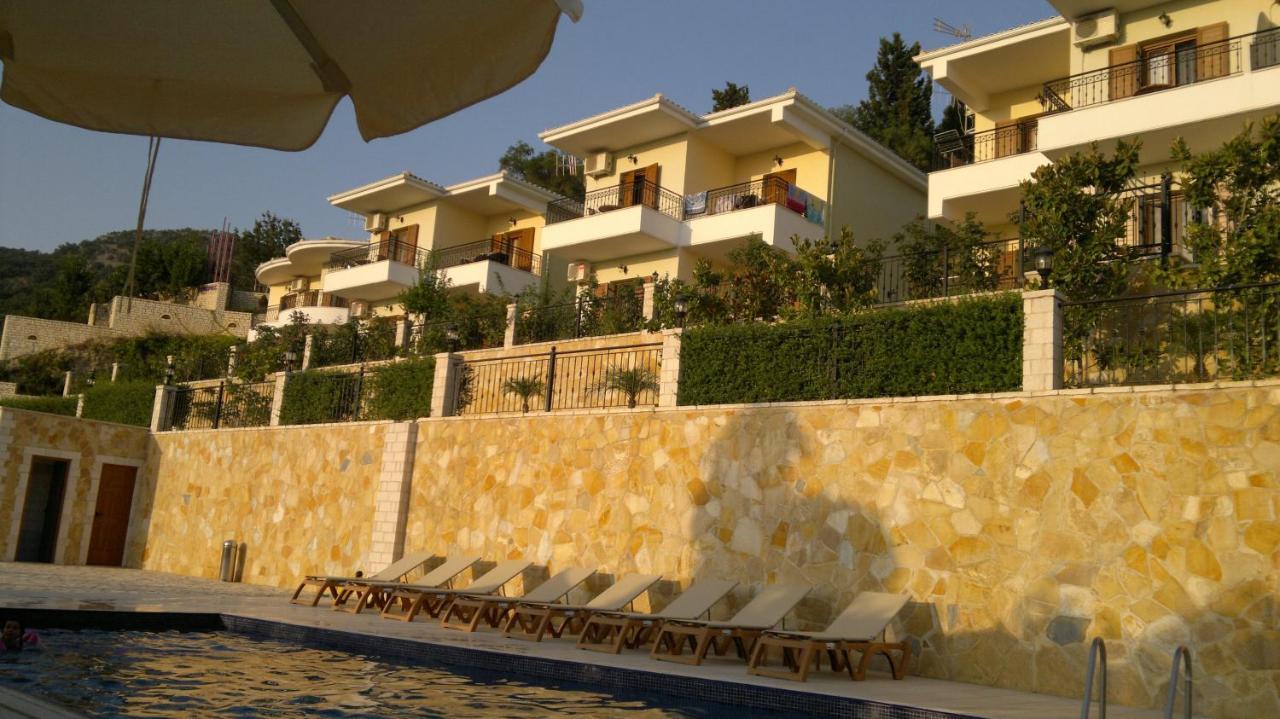 Demiris Hotel Sívota المظهر الخارجي الصورة