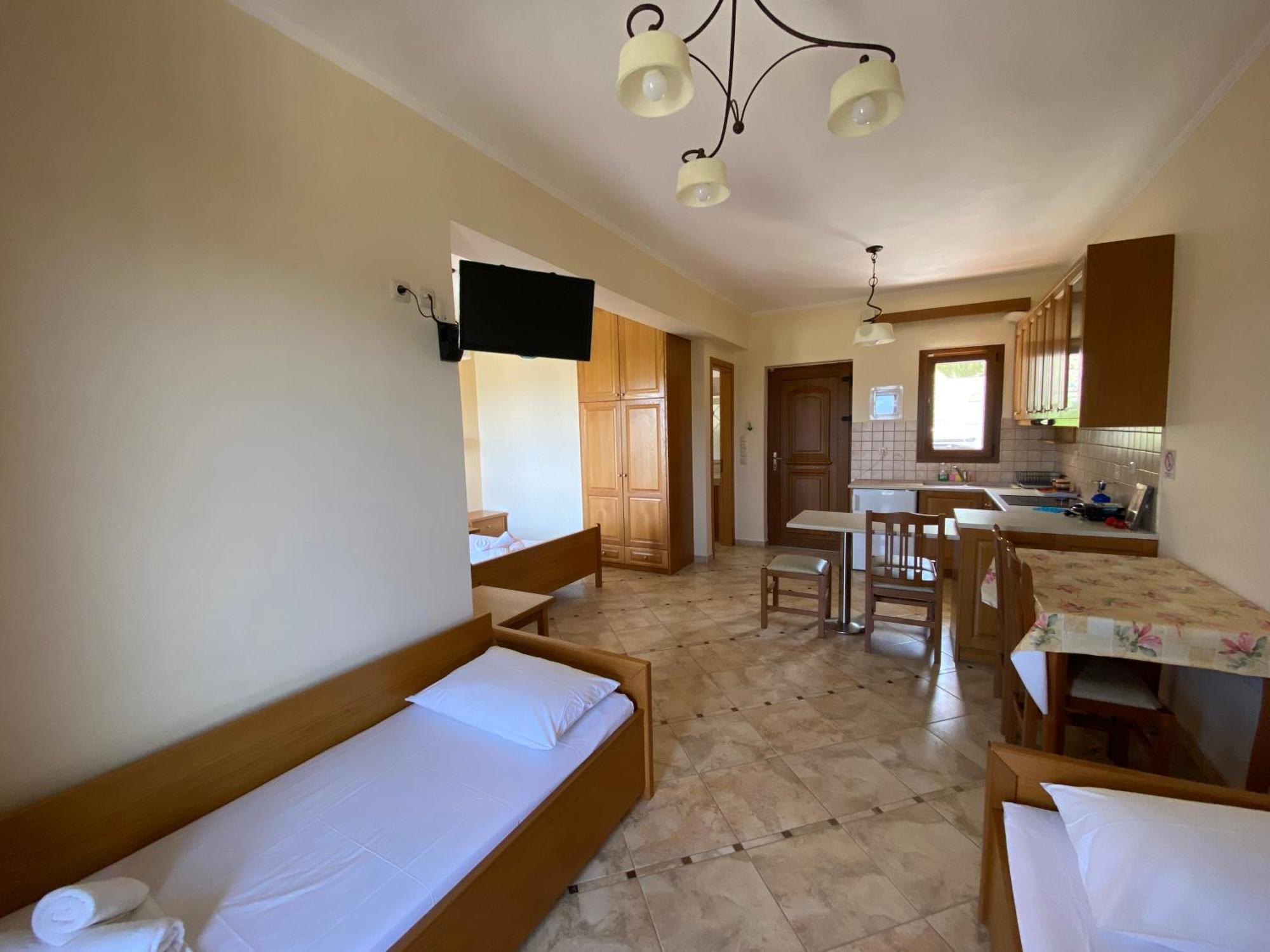 Demiris Hotel Sívota المظهر الخارجي الصورة