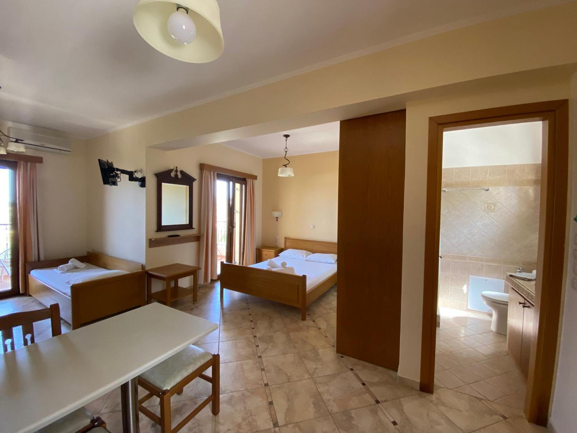 Demiris Hotel Sívota المظهر الخارجي الصورة