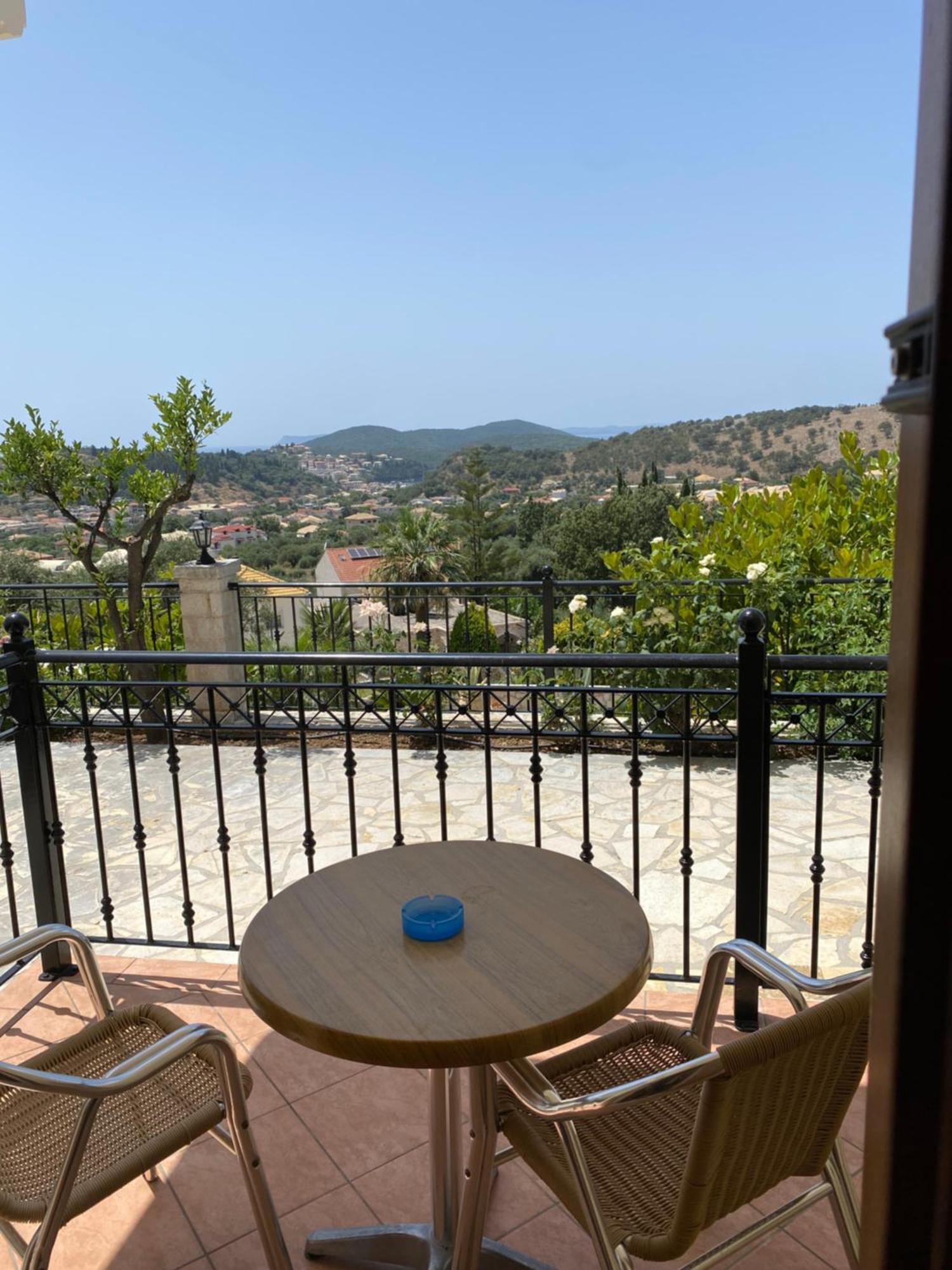 Demiris Hotel Sívota المظهر الخارجي الصورة